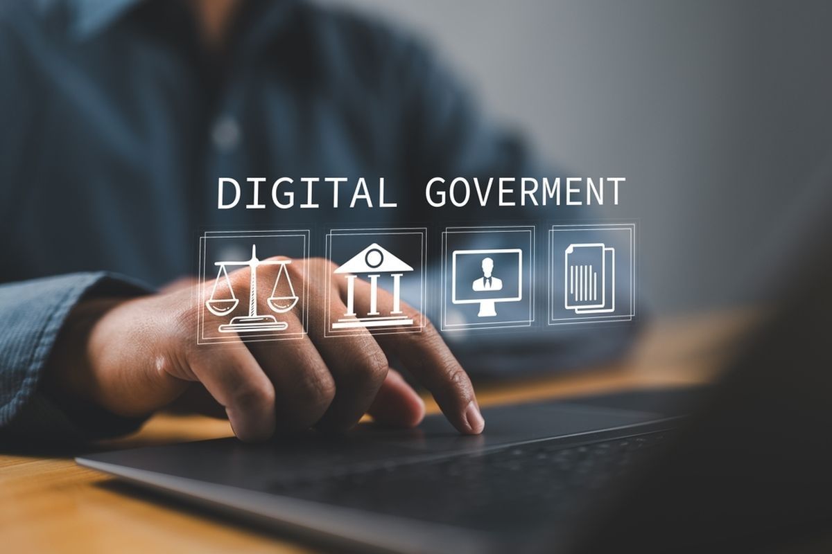 Teknologi sebagai Pendukung Utama Layanan Masyarakat Modern